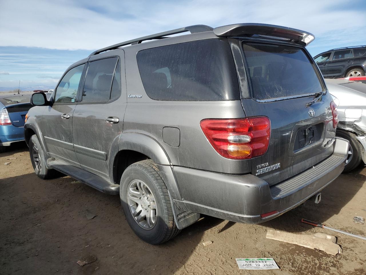 Image 2 of 2004 TOYOTA SEQUOIA LIMITED 2004 with VIN 5TDBT48A54S219625