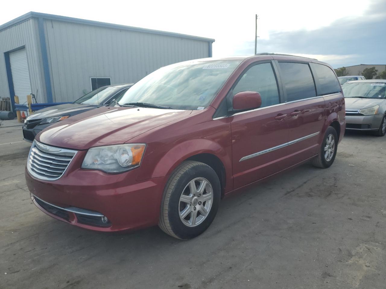 2014 CHRYSLER TOWN & COUNTRY TOURING 2014 image