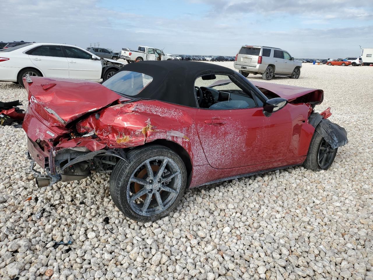 Obraz 3 z 2016 MAZDA MX-5 MIATA CLUB 2016 z VIN JM1NDAC77G0105752