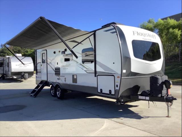 Изображение 2 2020 WILDWOOD FLAGS26RLS 2020 с VIN 4X4TFLB2XLZ164698