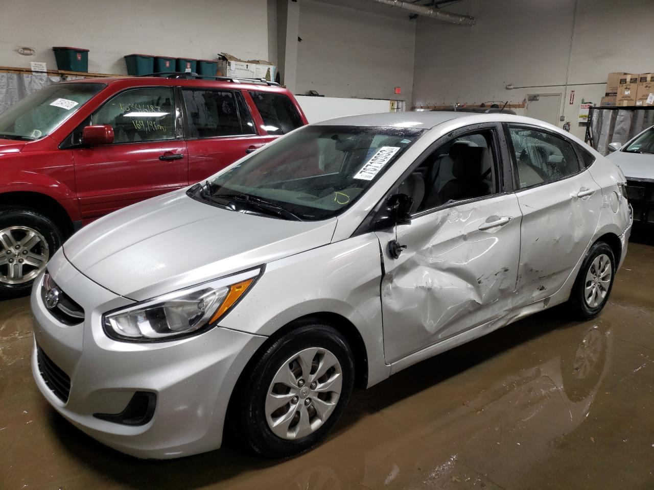 Изображение 1 2016 HYUNDAI ACCENT SE 2016 с VIN KMHCT4AE3GU981137