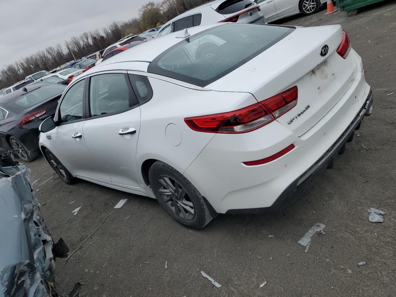 Obraz 2 z 2019 KIA OPTIMA LX 2019 z VIN 5XXGT4L33KG343261
