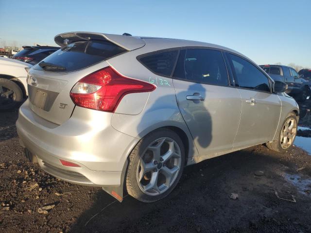 Image 3 of 2013 FORD FOCUS ST 2013 with VIN 1FADP3L9XDL126241