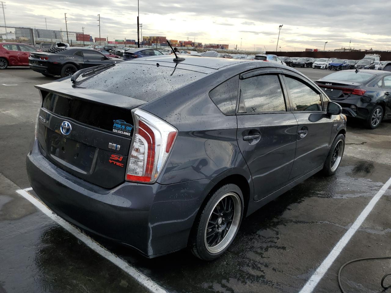 Obraz 3 z 2013 TOYOTA PRIUS  2013 z VIN JTDKN3DU8D1692744