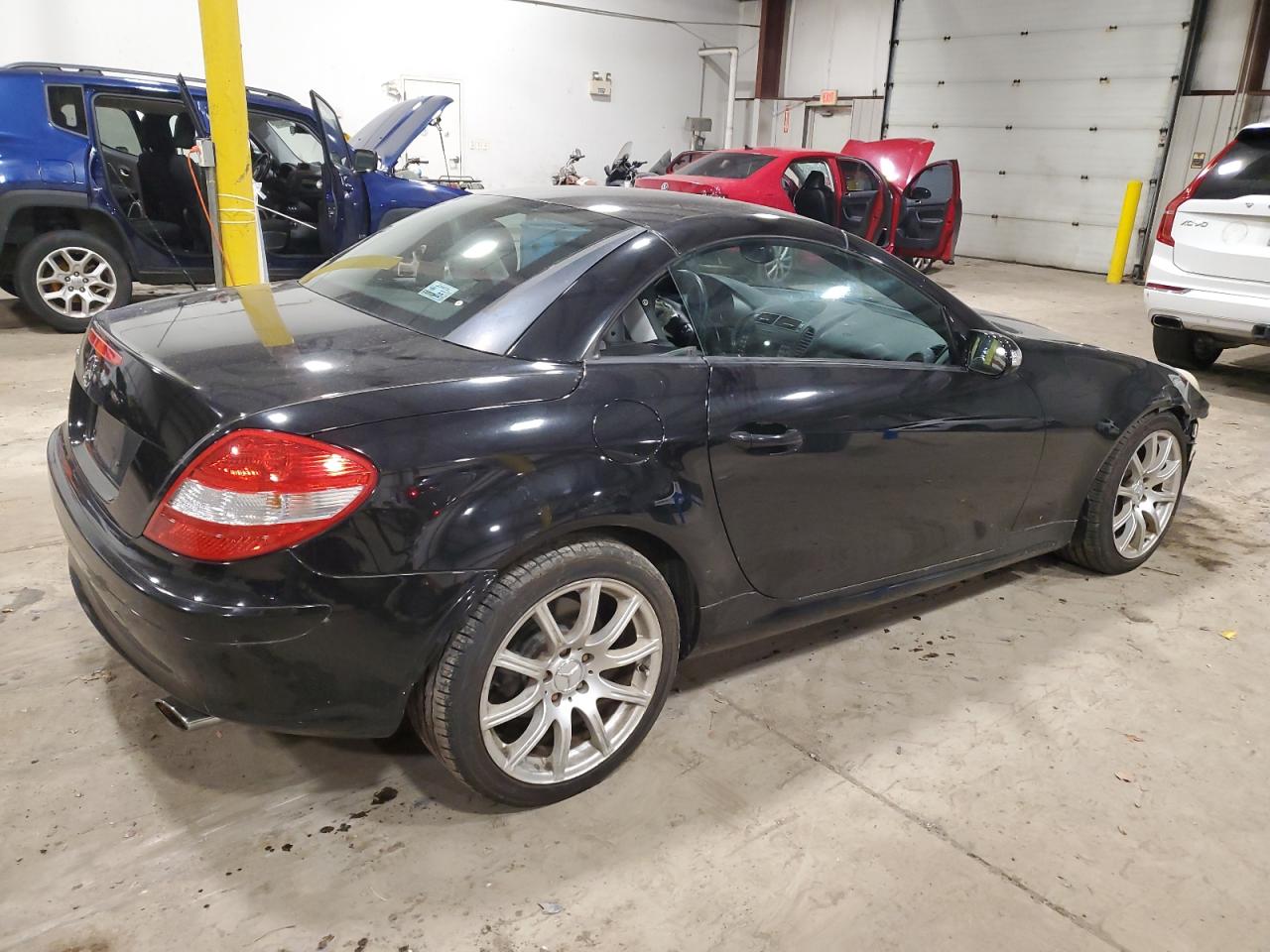 Изображение 3 2005 MERCEDES-BENZ SLK 350 2005 с VIN WDBWK56F15F049708