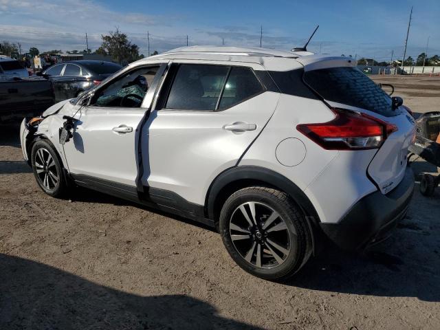Image 2 of 2019 NISSAN KICKS S 2019 with VIN 3N1CP5CU0KL560131