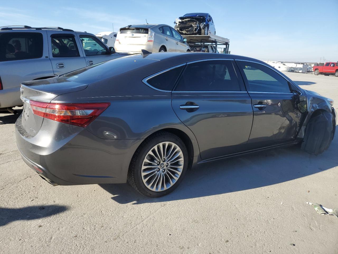 Image 3 of 2018 TOYOTA AVALON XLE 2018 with VIN 4T1BK1EB6JU276658