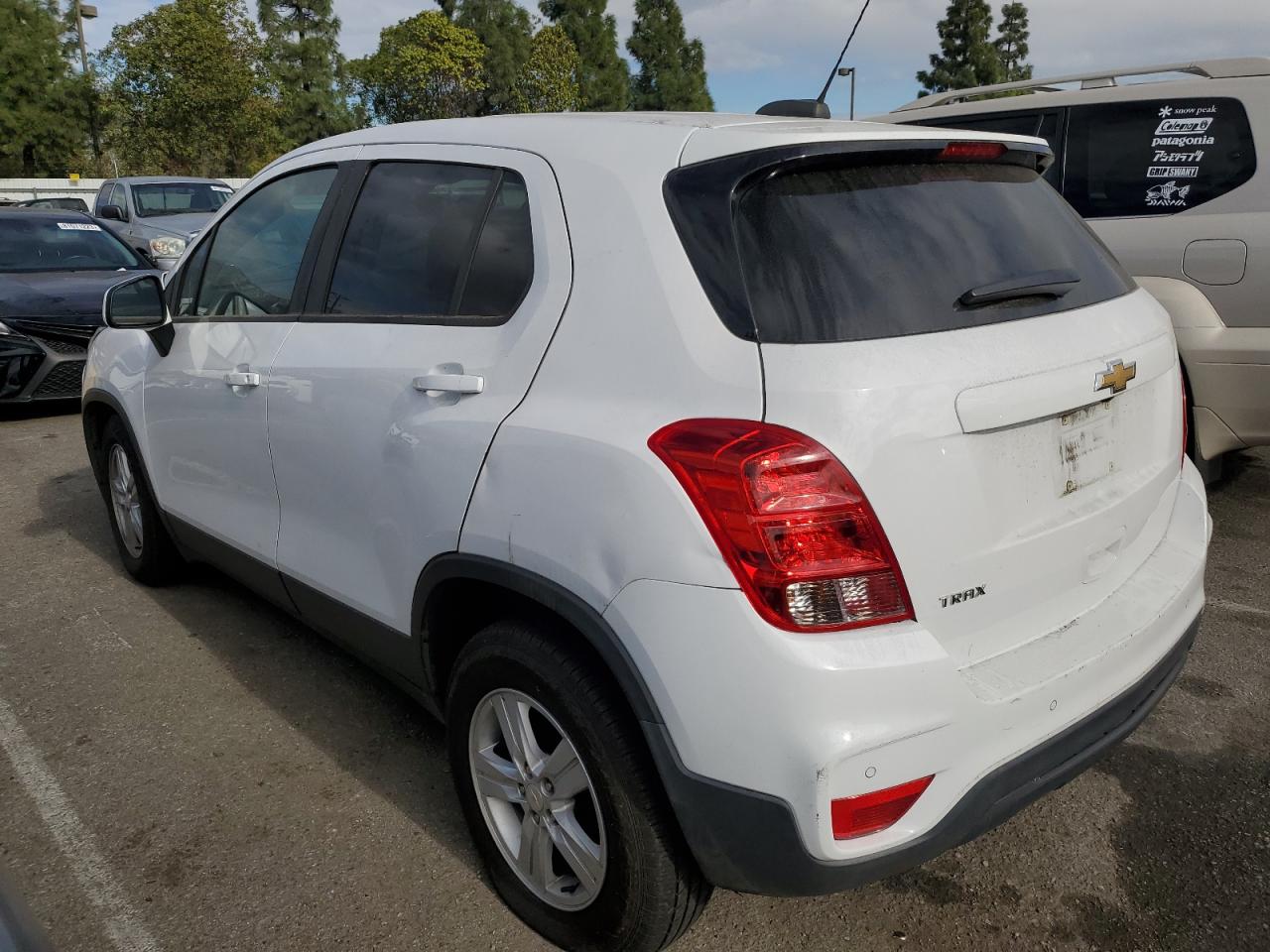 Image 2 of 2020 CHEVROLET TRAX LS 2020 with VIN 3GNCJKSB7LL298193