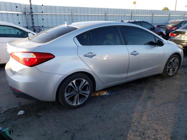 Obraz 3 z 2016 KIA FORTE EX 2016 z VIN KNAFZ4A83G5529674