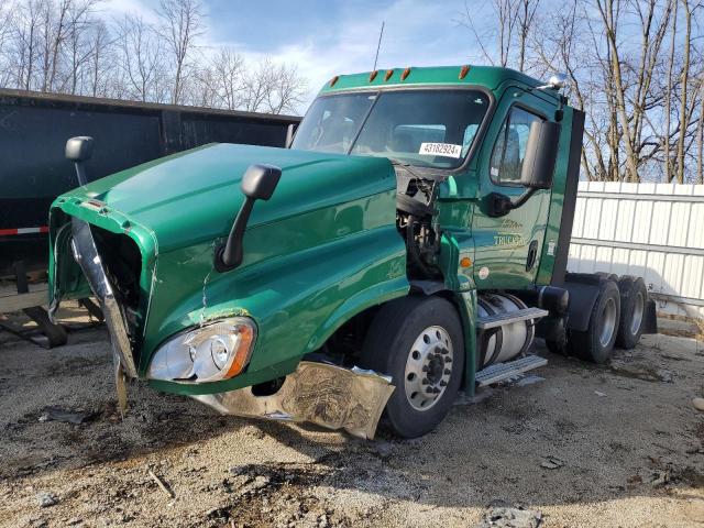Image 2 of 2014 FREIGHTLINER CASCADIA 125  2014 with VIN 1FUJGEBG4ELFM4610