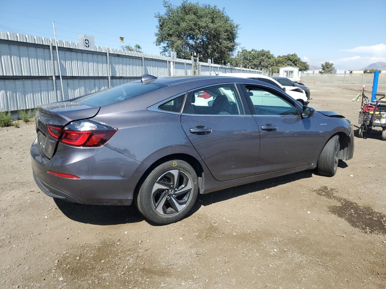 Obraz 3 z 2021 HONDA INSIGHT EX 2021 z VIN 19XZE4F52ME002364