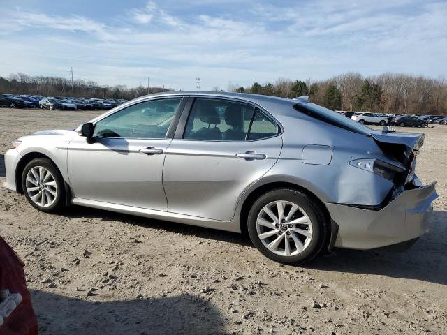 Image 2 of 2022 TOYOTA CAMRY LE 2022 with VIN 4T1C11AK1NU683628