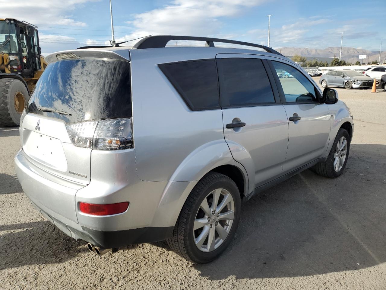 Obraz 3 z 2007 MITSUBISHI OUTLANDER LS 2007 z VIN JA4MT31X57U012809