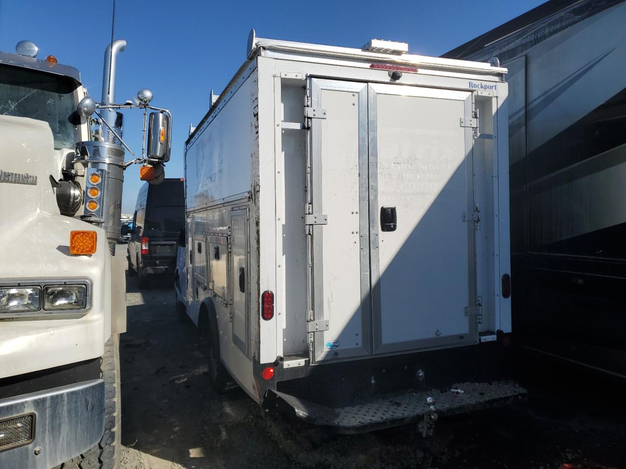 Изображение 2 2022 CHEVROLET EXPRESS G3500  2022 с VIN 1GB0GRF78N1240777