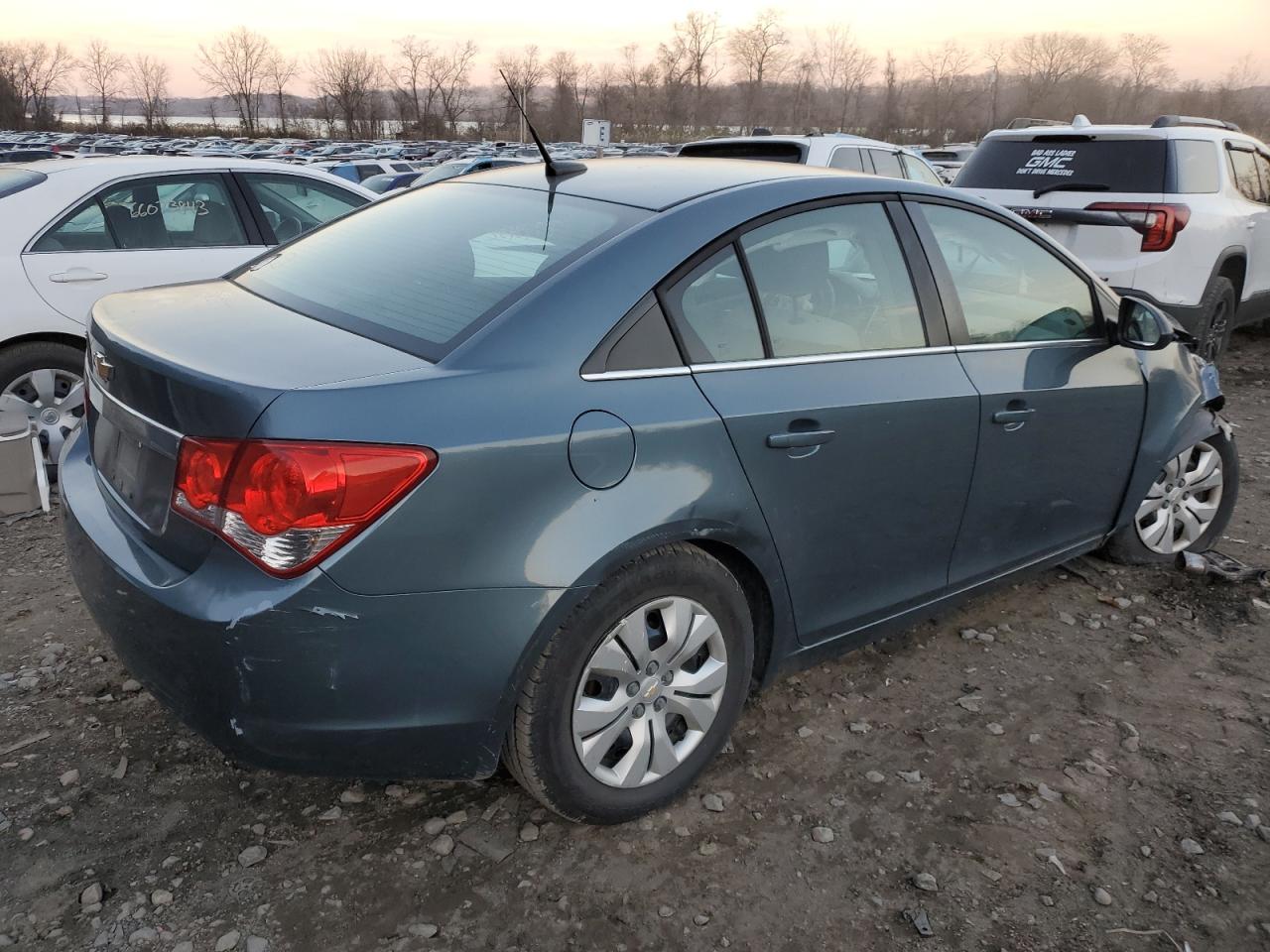 Изображение 3 2012 CHEVROLET CRUZE LS 2012 с VIN 1G1PC5SH0C7353154