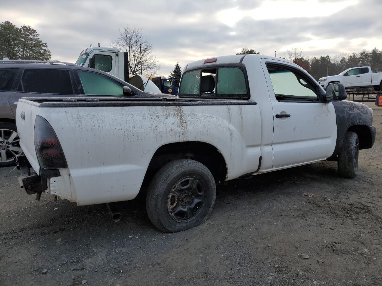 Obraz 3 z 2013 TOYOTA TACOMA  2013 z VIN 5TFNX4CN8DX019795