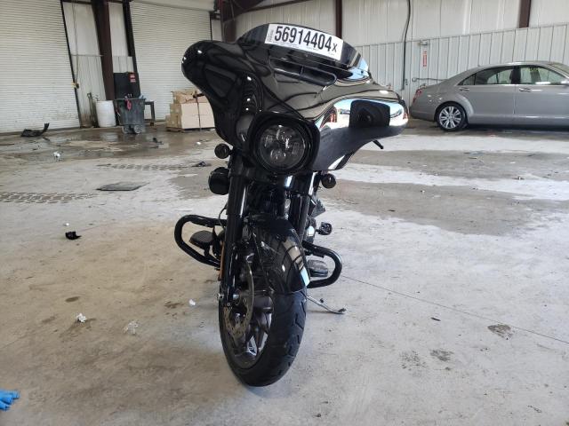 Изображение 2 2022 HARLEY-DAVIDSON FLHXST  2022 с VIN 1HD1ABL11NB652430