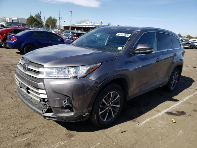 Изображение 1 2019 TOYOTA HIGHLANDER SE 2019 с VIN 5TDJZRFH9KS591120