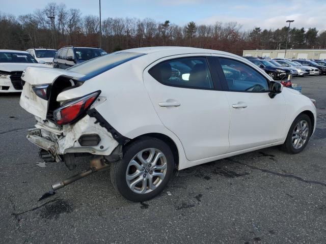 Image 3 of 2017 TOYOTA YARIS IA  2017 with VIN 3MYDLBYV8HY182747