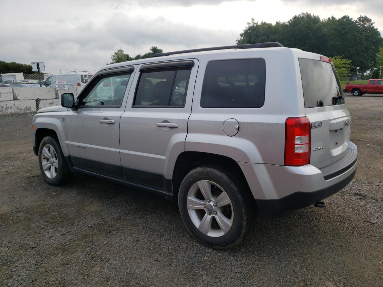 Obraz 2 z 2013 JEEP PATRIOT LATITUDE 2013 z VIN 1C4NJRFB2DD210842