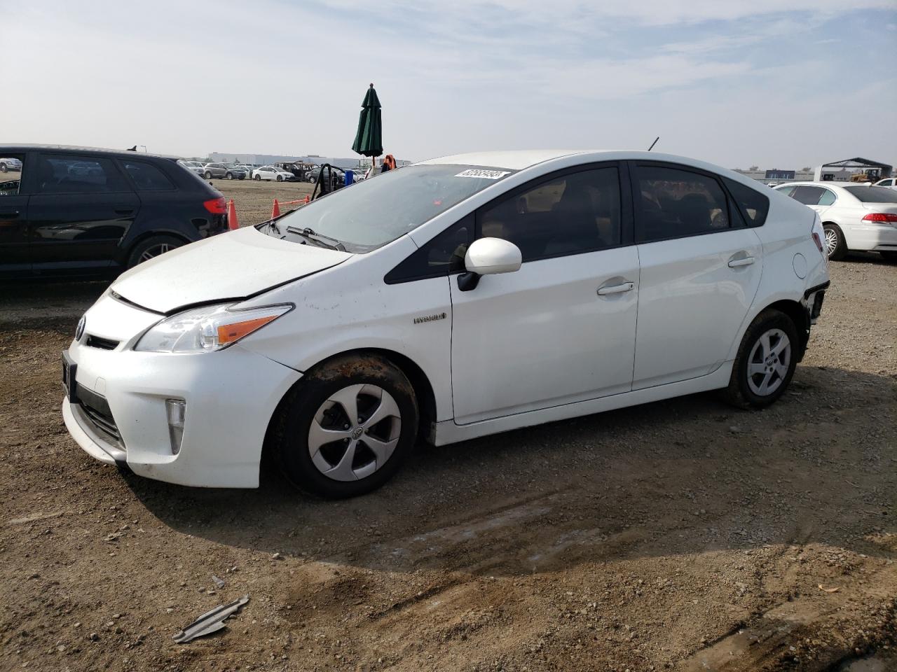 Image 1 of 2014 TOYOTA PRIUS  2014 with VIN JTDKN3DU3E1744718