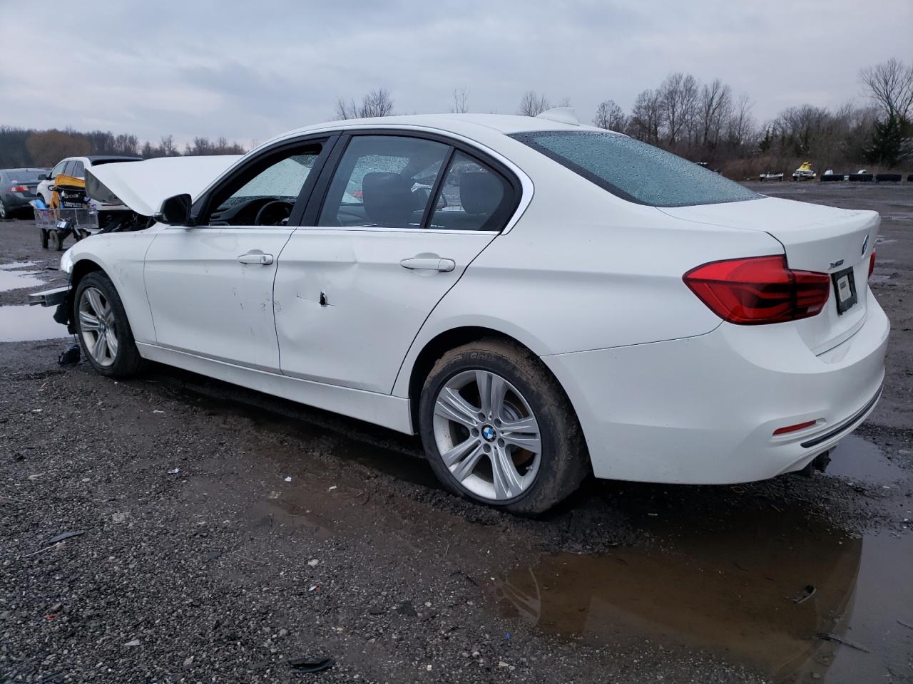 Изображение 2 2018 BMW 330 XI 2018 с VIN WBA8D9G50JNU72410