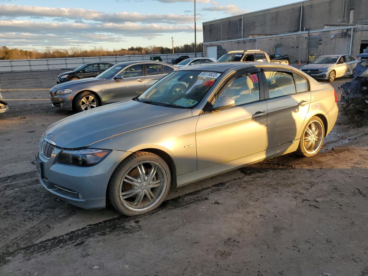 Image 1 of 2006 BMW 325 I 2006 with VIN WBAVB13596KX48950