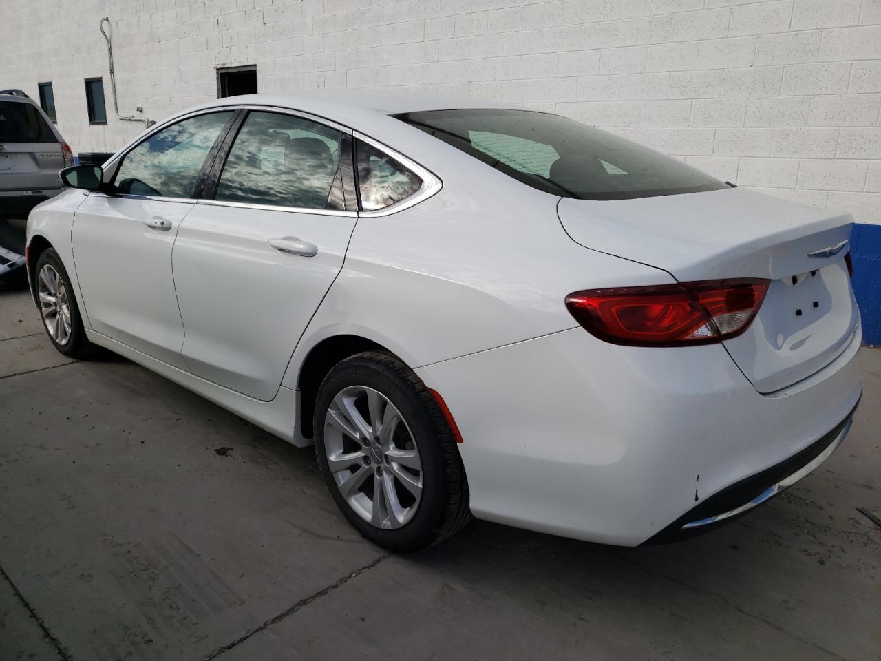 Obraz 2 z 2016 CHRYSLER 200 LIMITED 2016 z VIN 1C3CCCAB5GN117774