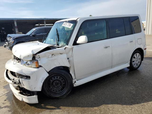 Изображение 2004 TOYOTA SCION XB 2004