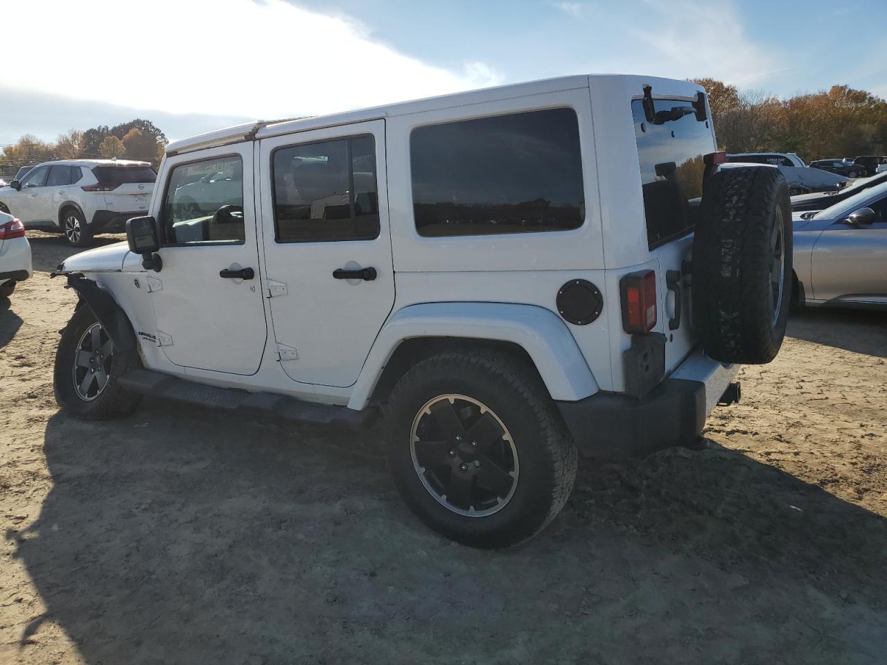 Image 2 of 2012 JEEP WRANGLER UNLIMITED SAHARA 2012 with VIN 1C4BJWEG8CL272569