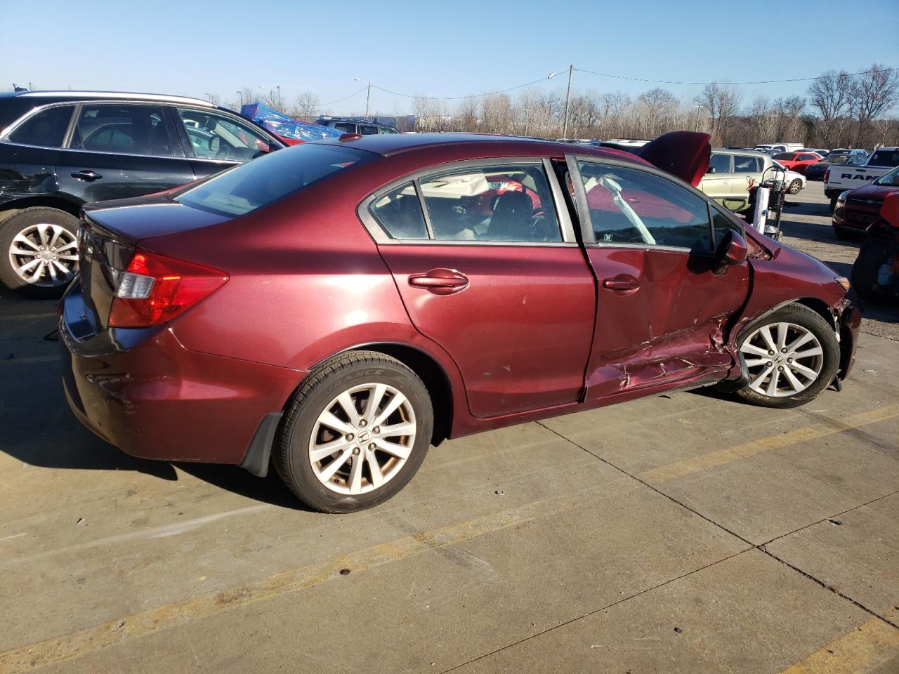 Image 3 of 2012 HONDA CIVIC EXL 2012 with VIN 2HGFB2F98CH572733