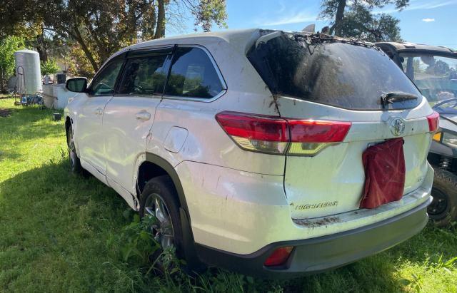 Image 3 of 2017 TOYOTA HIGHLANDER LE 2017 with VIN 5TDBZRFH5HS438893