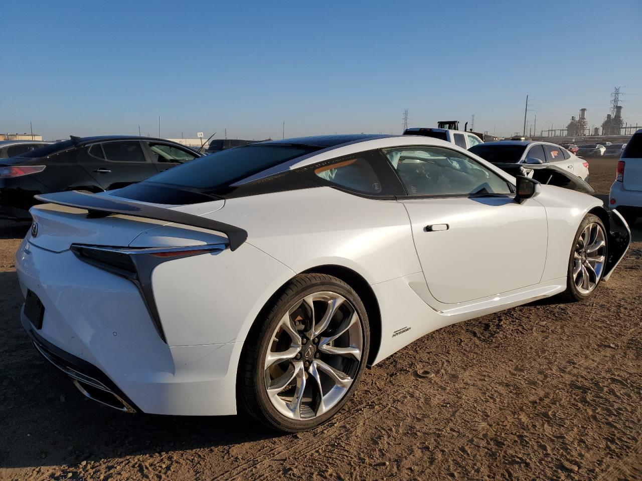 Изображение 3 2022 LEXUS LC 500H 2022 с VIN JTHLY5AY7NA002237