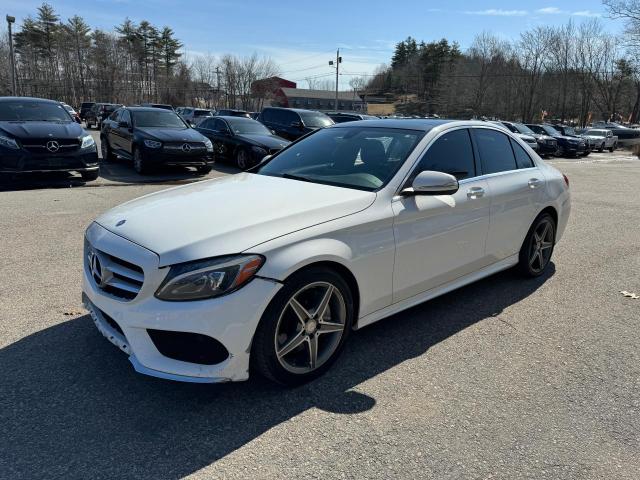 Obraz 2 z 2015 MERCEDES-BENZ C 300 4MATIC 2015 z VIN 55SWF4KB9FU037331