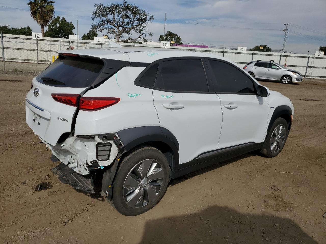 Obraz 3 z 2020 HYUNDAI KONA LIMITED 2020 z VIN KM8K33AG4LU058926