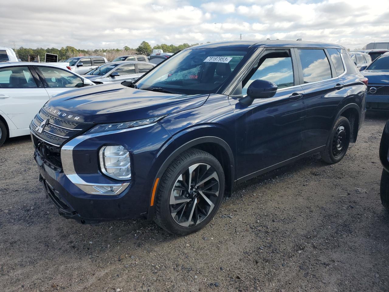 Изображение 1 2023 MITSUBISHI OUTLANDER SE 2023 с VIN JA4J4UA82PZ041766