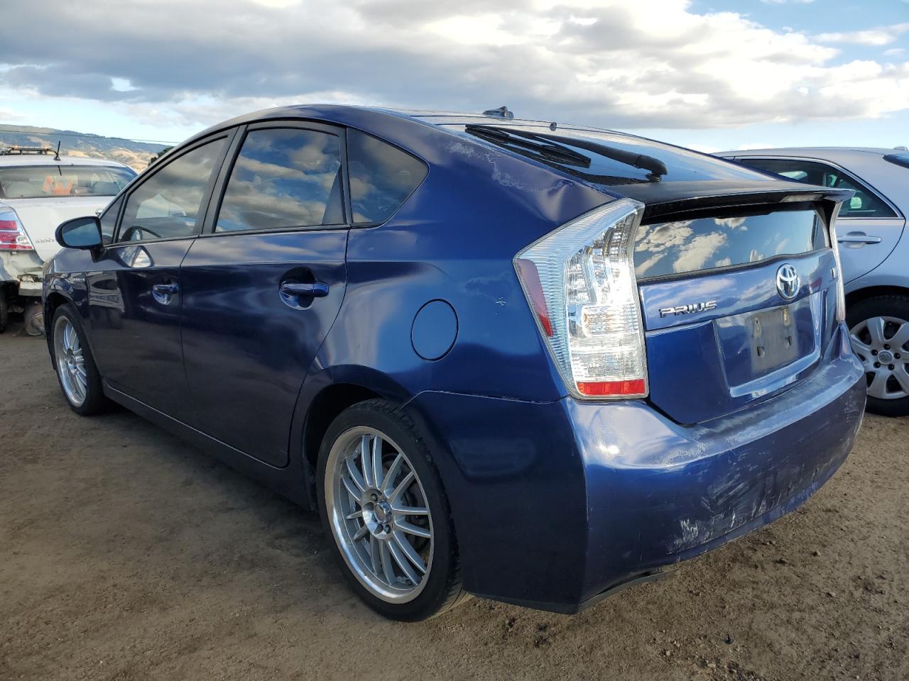 Obraz 2 z 2010 TOYOTA PRIUS  2010 z VIN JTDKN3DU9A5092755