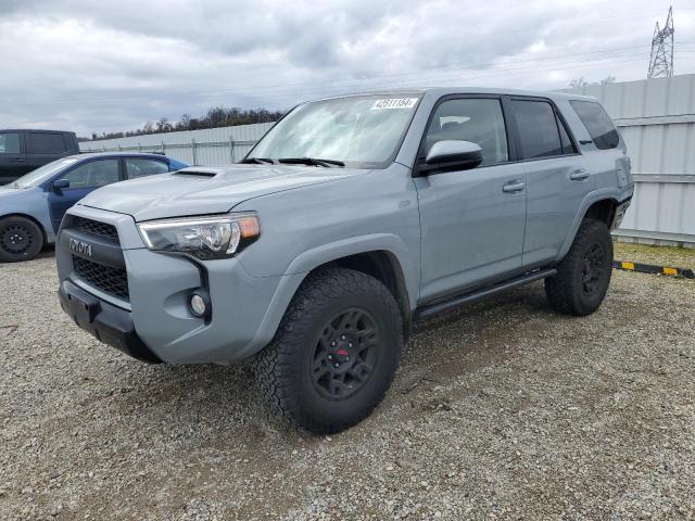 2017 TOYOTA 4RUNNER SR5/SR5 PREMIUM 2017 image