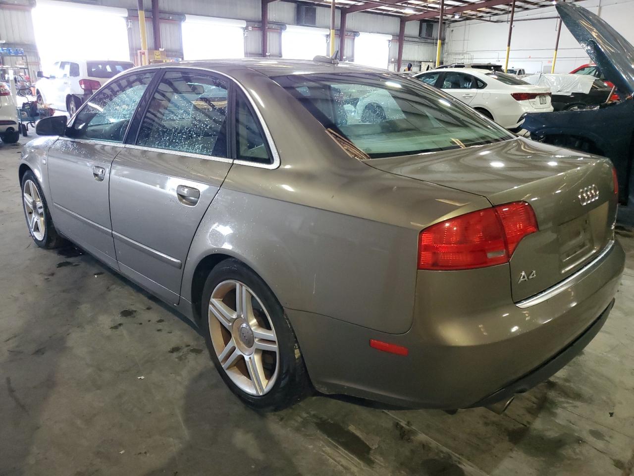 Obraz 2 z 2005 AUDI A4 2.0T 2005 z VIN WAUAF68E95A519360