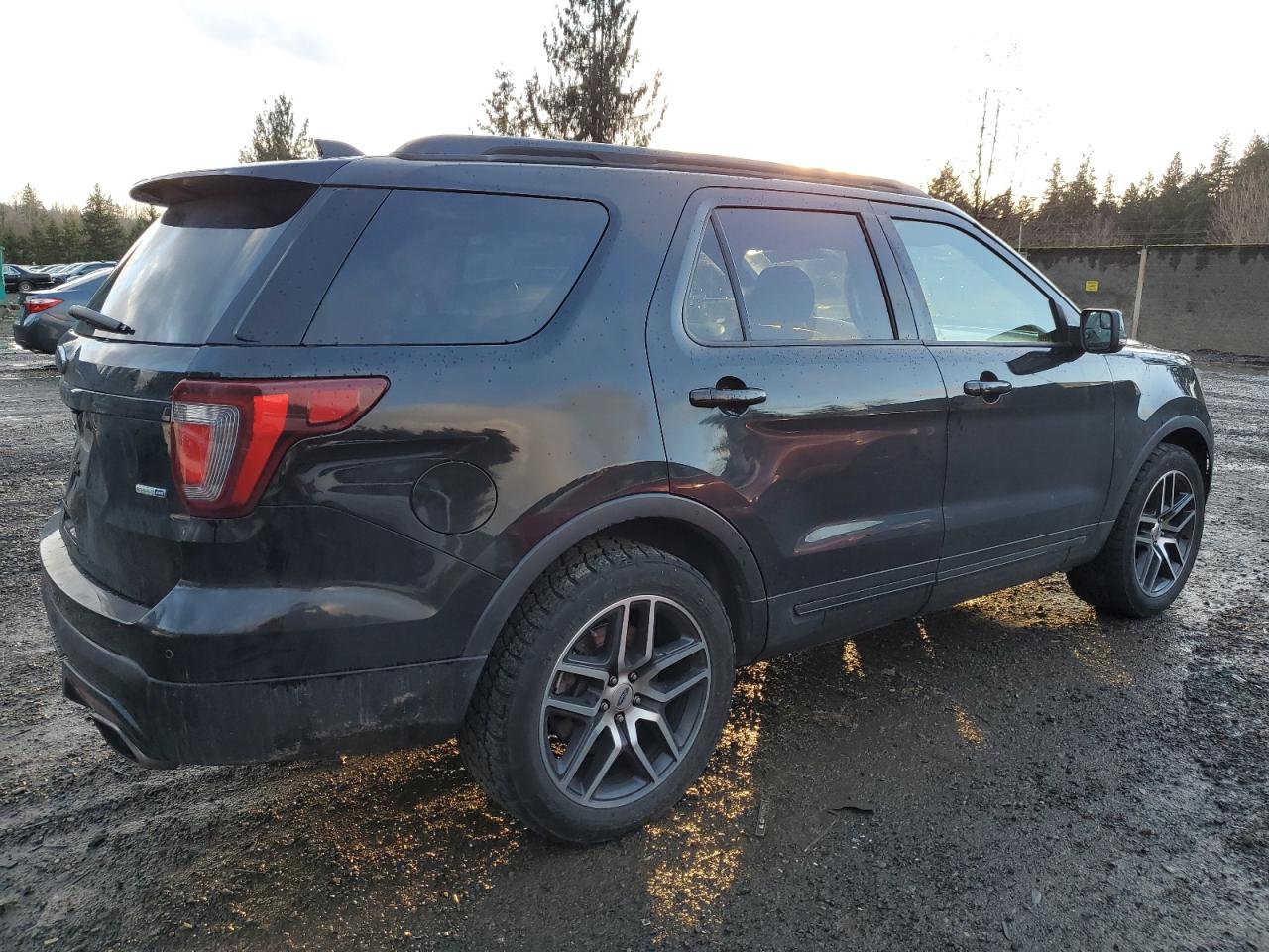 Image 3 of 2017 FORD EXPLORER SPORT 2017 with VIN 1FM5K8GT6HGC77913