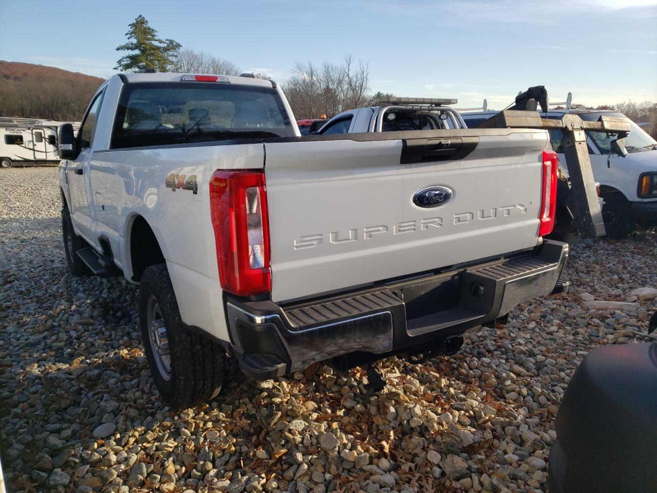 Obraz 2 z 2023 FORD F350 SUPER DUTY 2023 z VIN 1FTRF3BA1PEC10911