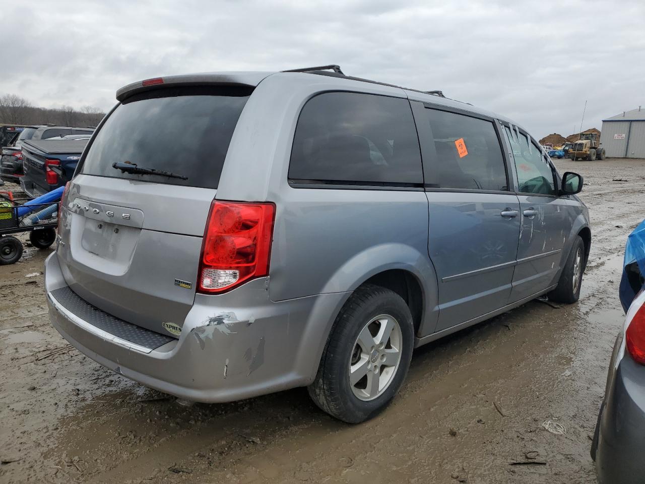 Image 3 of 2013 DODGE GRAND CARAVAN SXT 2013 with VIN 2C4RDGCG5DR582122