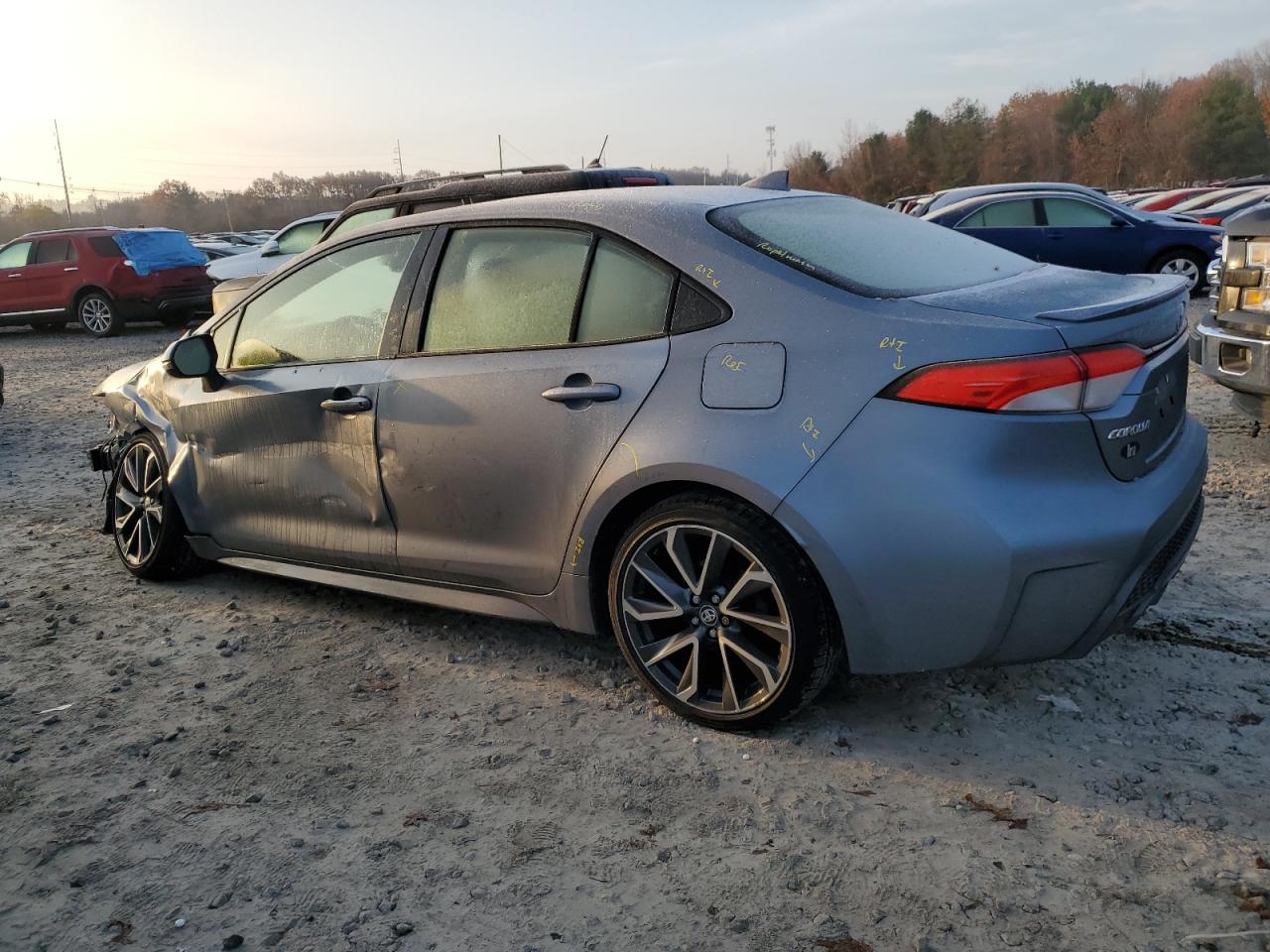 Image 2 of 2020 TOYOTA COROLLA SE 2020 with VIN JTDP4RCE5LJ008057