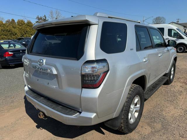 Obraz 3 z 2015 TOYOTA 4RUNNER SR5 2015 z VIN JTEBU5JR8F5208092