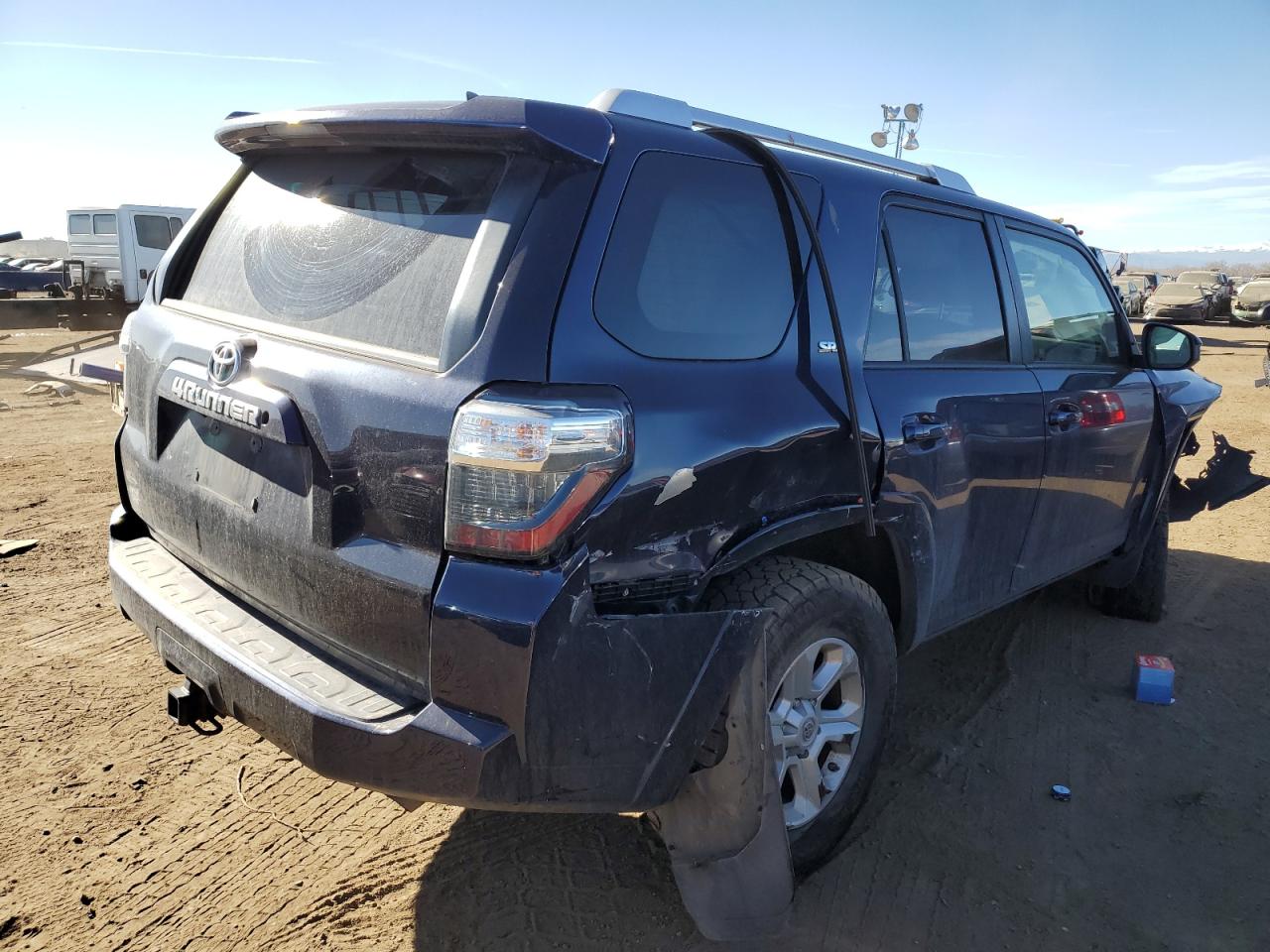 Image 3 of 2015 TOYOTA 4RUNNER SR5 2015 with VIN JTEBU5JRXF5264065