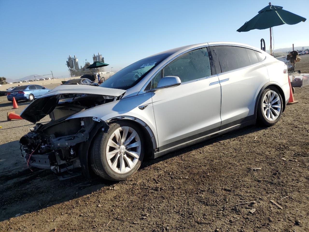 Obraz 1 z Tesla Model X 2018 z VIN 5YJXCAE25JF089153