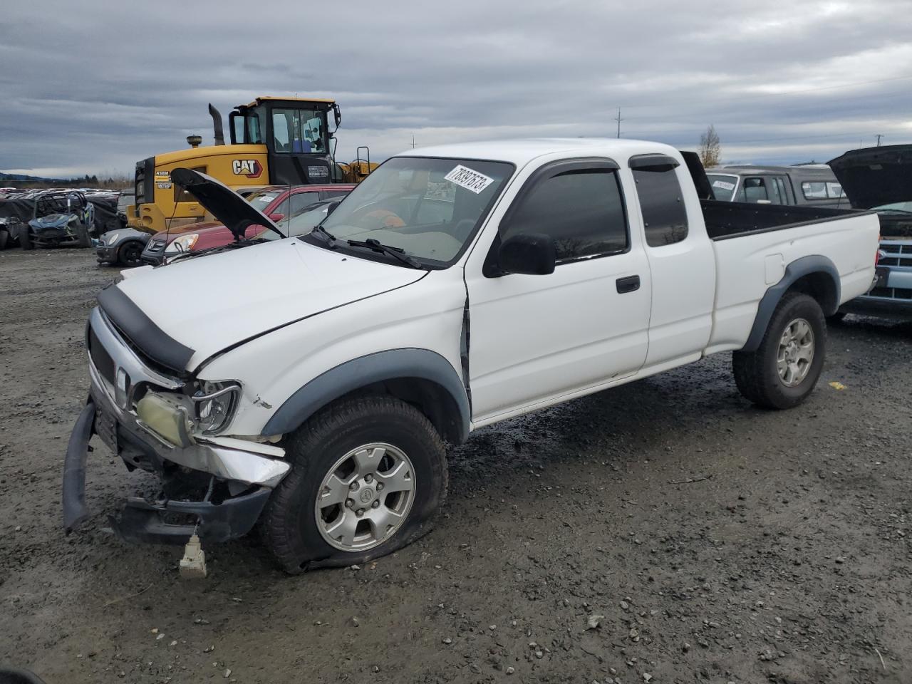 Image 1 of 2004 TOYOTA TACOMA XTRACAB 2004 with VIN 5TEWN72N44Z424588