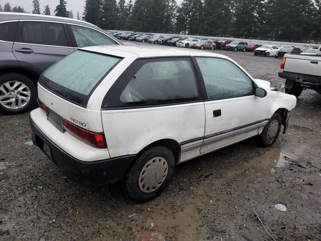 Image 3 of 1993 GEO METRO  1993 with VIN 2C1MR246XP6755561