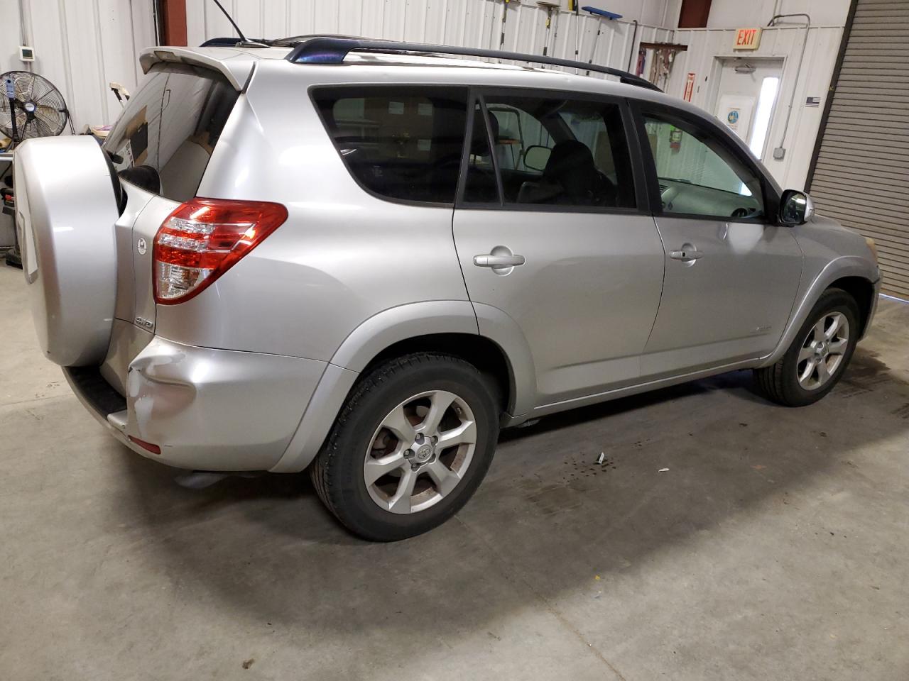 Изображение 3 2009 TOYOTA RAV4 LIMITED 2009 с VIN JTMBK31V79D010139