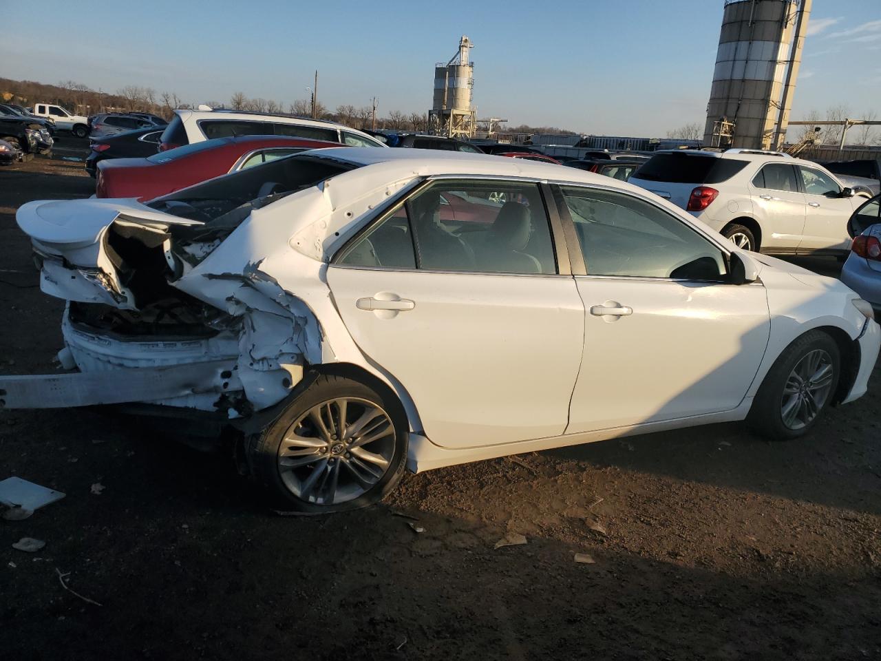 Image 3 of 2016 TOYOTA CAMRY LE 2016 with VIN 4T1BF1FKXGU605552